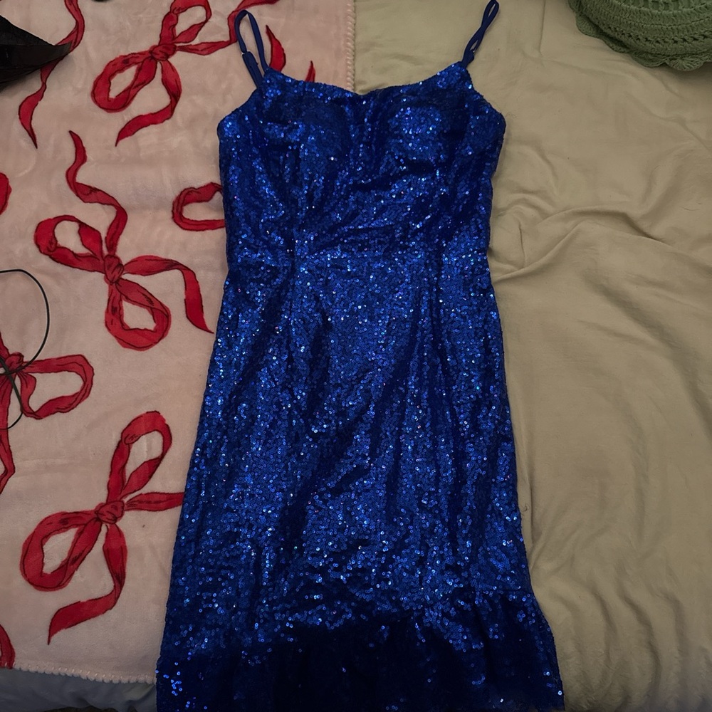 sparkly blue dress, ruffled bottom